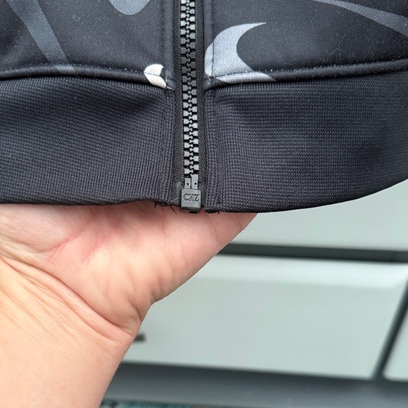 Nike Kids Black and Gray Swoosh Jacket - Picture 5 of 9